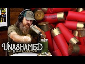 Read more about the article Jase’s Blunderbuss Blunder, Phil’s Exorcism & Gangsters of the Bible | Ep 559