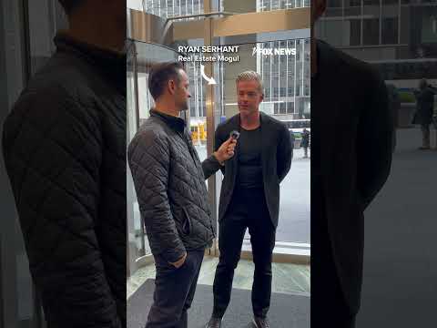 You are currently viewing Is ‘Die Hard’ a Christmas movie? Nick Kosir asked the timeless question to the people of NYC.