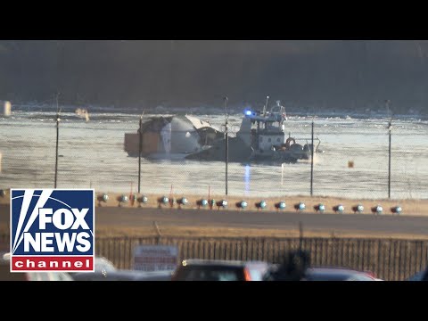 You are currently viewing WATCH LIVE: NTSB updates the DC plane crash near Reagan National Airport