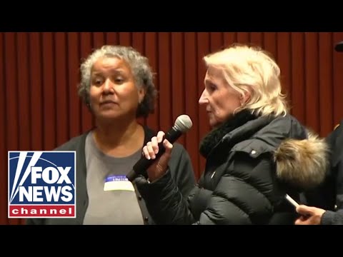 You are currently viewing NYC residents ‘terrified’ of new migrant shelter: ‘I will have to move’