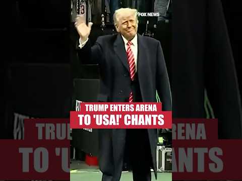 You are currently viewing Trump gets ‘USA!’ chants as he enters NCAA wrestling championship #foxnews #trump #wrestling