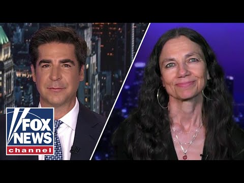 You are currently viewing Justine Bateman: Democrats should get back to their purpose