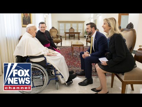 You are currently viewing JD Vance speaks out on Pope Francis’ death after meeting