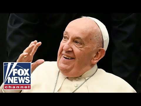 You are currently viewing Pope Francis praised for ‘conclave of surprises to come’