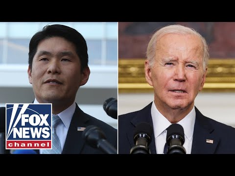 You are currently viewing Democratic strategist calls leaked Biden audio a ‘scandal on top of a scandal’
