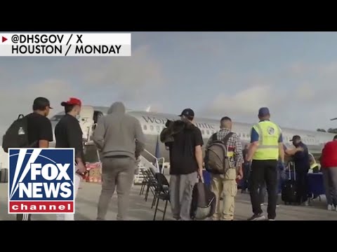 You are currently viewing DHS announces 64 illegal immigrants on first self-deportation flight