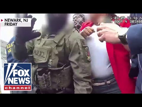 You are currently viewing Bodycam footage appears to show Dem ‘body-slamming’ ICE agents, storming facility