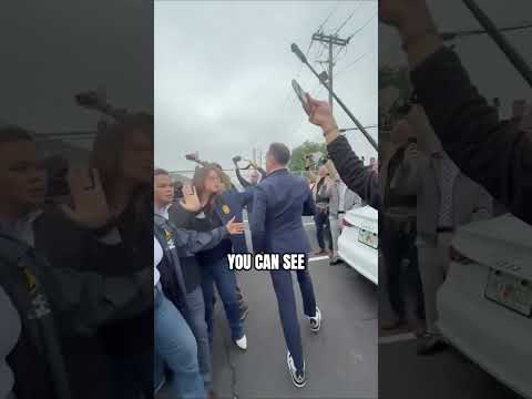 Read more about the article Members of Congress assaulted ICE agents?!