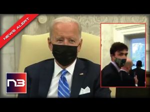 Read more about the article Reporters Strike Back Against Joe Biden After He Kicked Them Out Of Oval Office