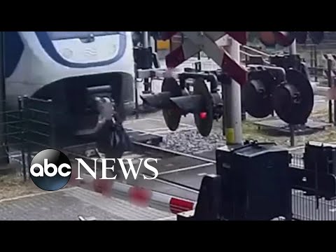You are currently viewing Woman narrowly escapes being hit by a train | #shorts | ABC News
