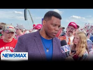 Read more about the article Georgia Senate candidate Herschel Walker speaks with Newsmax