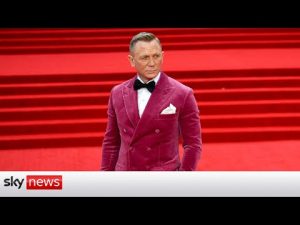 Read more about the article Daniel Craig tells Sky News next Bond ‘should make it his own’