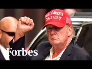 Read more about the article Donald Trump’s Debt Now Totals An Estimated $1.3 Billion | Forbes