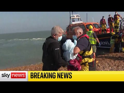 You are currently viewing BREAKING: 16-day-old baby among migrants arriving on Kent coast