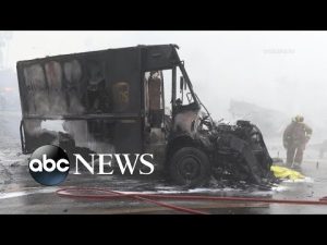 Read more about the article Small plane crashes into UPS truck in California neighborhood | WNT