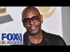 Read more about the article Netflix defends Dave Chappelle amid controversy