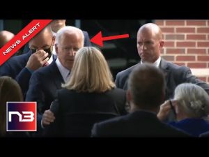 Read more about the article Joe Biden Walks Into DC Restaurant, Gets Immediately Caught Red Handed On Camera