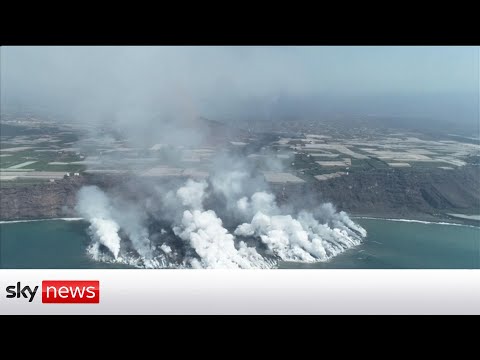 Read more about the article Watch live: La Palma volcano eruption