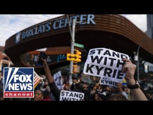 Read more about the article Protesters rally for Kyrie Irving, against vaccine mandates