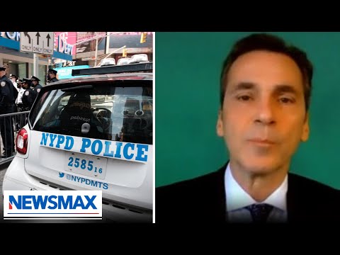 You are currently viewing Mark Foley on the police protesting vaccine mandates