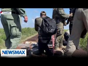 Read more about the article REPORT: New video from Texas DPS shows border smuggling operation | ‘John Bachman Now’