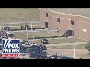 Read more about the article Arlington mayor responds to shooting at Texas high school