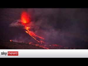 Read more about the article Watch live: La Palma volcano eruption