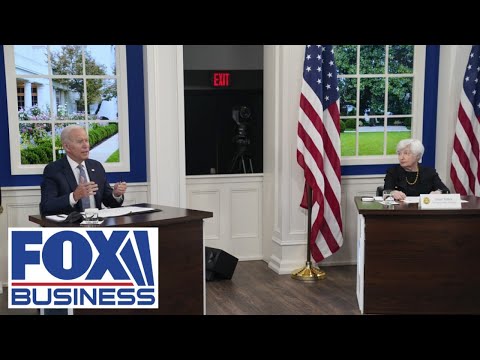 You are currently viewing Why is Biden using a fake White House set?