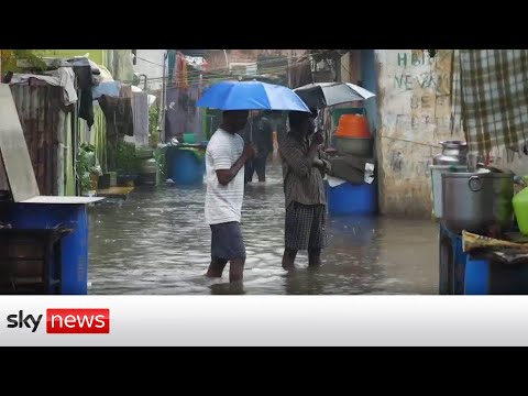 You are currently viewing COP26: Chennai homes flood from record rainfall