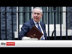 Read more about the article Second jobs: Geoffrey Cox points fingers while taking heat