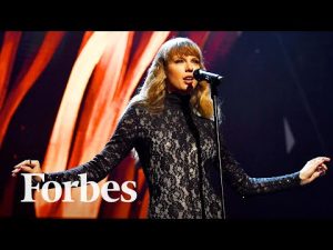 Read more about the article What ‘Red (Taylor’s Version)’ & The Rest of Taylor Swift’s Catalog—Means For Her Net Worth | Forbes