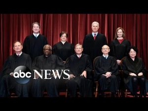 Read more about the article Supreme Court justices hear challenges to Texas abortion law