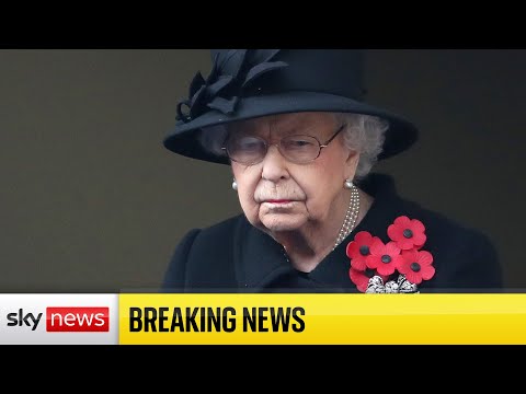 You are currently viewing Queen to miss Remembrance Sunday service