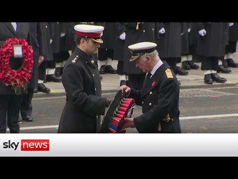 You are currently viewing Queen misses Remembrance Sunday Service