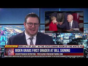 Read more about the article Biden Grabs First Grader At Bill Signing And Says Meet Me After This