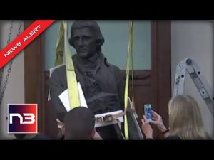 Read more about the article Thomas Jefferson Statue Just TRASHED for One Reason