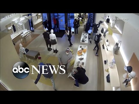 You are currently viewing The latest on ‘smash and grab’ robberies | GMA