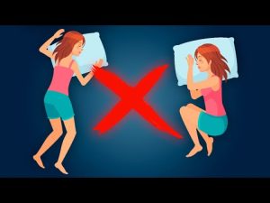 Read more about the article The Worst Sleeping Positions, According to a Sleep Doctor