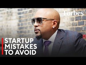 Read more about the article Daymond John On The Biggest Mistake New Entrepreneurs Make | Forbes