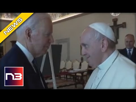 Read more about the article Biden Gave the Pope This Strange Present, Then Rambled On and On As Usual