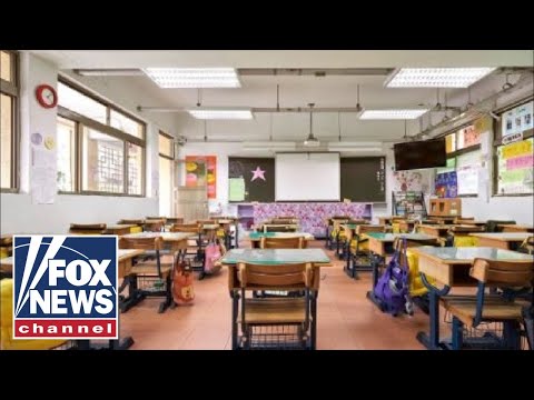 Read more about the article School board accused of censoring conservative parents