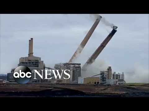 Read more about the article Chimney stacks demolished at Ohio power plant