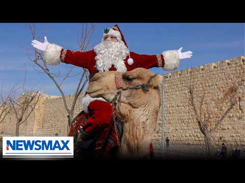 Read more about the article Santa makes his way to Jerusalem | National Report