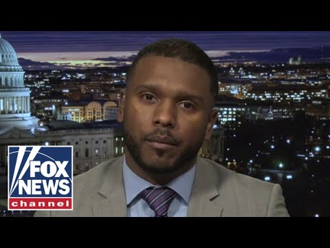 You are currently viewing Former DC mayor spokesman explains why he left the Democratic Party