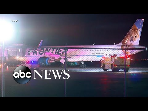 You are currently viewing Plane makes emergency landing after passengers fall ill mid-flight