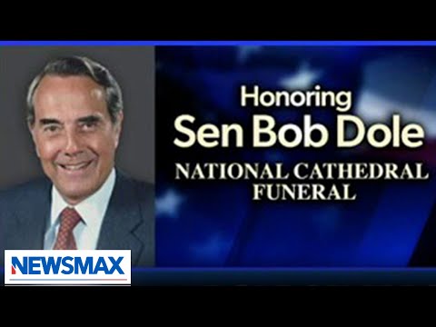 You are currently viewing President Joe Biden honors Bob Dole at the National Cathedral