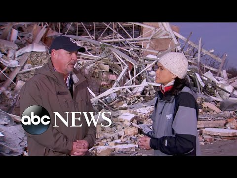 You are currently viewing Candle factory CEO on rescue effort after tornado hit with over 100 inside | ABC News