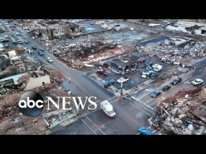 Read more about the article At least 40 tornadoes reported across nine states