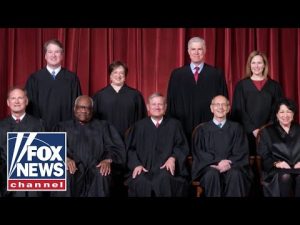 Read more about the article Supreme Court begins deliberations on vaccine mandates | Fox News Rundown