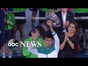 Read more about the article Novak Djokovic wins legal battle to stay in Australia